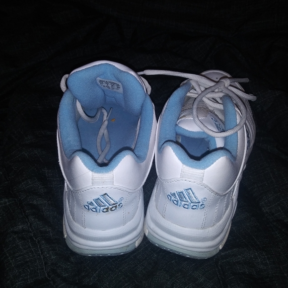 Lady's Adidas white and blue shoes - Picture 3 of 5
